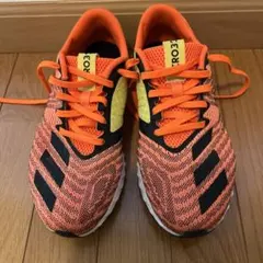 adidas AEROBOUNCE スニーカー 26cmのサムネイル