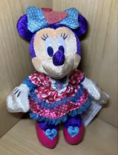 ミニー　ぬいぐるみバッヂ　ディズニーパルパルーサ　ミニーのファンダーランド