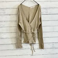 MOUSSY カットソー ベージュ Vネック大人カジュアル春秋トップス