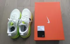 ナイキ　ボメロ18　NIKE　VOMERO18　メンズ26.5ｃｍ（8.5）