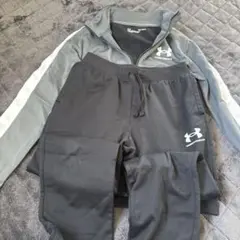 アンダーアーマー　ジャージ上下　150
