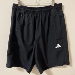 adidas ハーフパンツのサムネイル