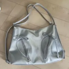 シルバー リボン付き ショルダーバッグ リュック