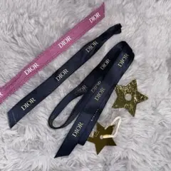 Dior 星型チャーム 金色メタル　限定模様　リボン