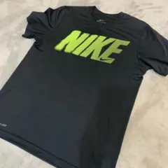 NIKE Dri-FIT 蛍光グリーンロゴ Tシャツ Mサイズ