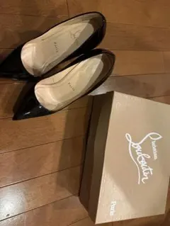 Christian Louboutin パンプス 黒 エナメル