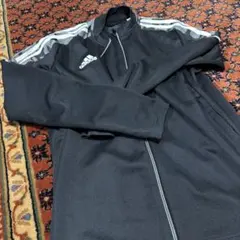 adidasジャージウエアー