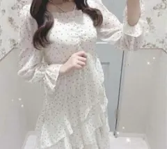 evelyn ドットティアードワンピース