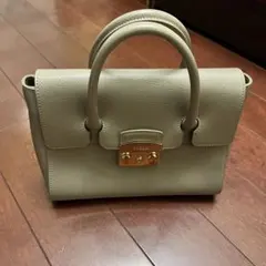 Item thumbnail for item d9607fca-f173-4e30-820e-73cc3009550c