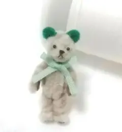 Item thumbnail for item d5c4b992-ecea-49c4-b01b-c36b530148ef