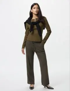 ユニクロ　ウォッシャブルリブニットパンツ　UNIQLO