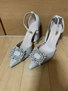 シルバー ビジュー付き ハイヒール