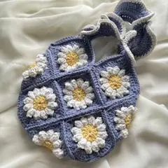 【ハンドメイド】グラニースクエアバッグ　コットン糸　サマーバッグ　内布カスタム可のサムネイル