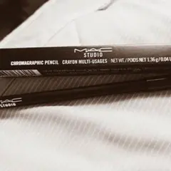 【ほぼ未使用】　MAC スタジオクロマグラフィックペンシル　 NC15/NW20のサムネイル