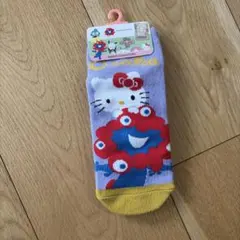 万博　サンリオ　キティーちゃん　靴下　22〜24