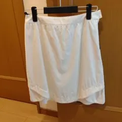 組曲　スカート　白