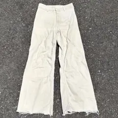 ZARAホワイトデニム　フレアパンツ　フレアデニム