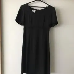 【美品】ローラアシュレイ　半袖ワンピース　膝丈　黒
