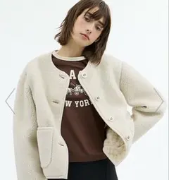 春セール新品COACH ボアジャケットクリーム色シェルパ カーディジャケットL
