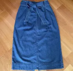 ユニクロ　スカート　デニム　美品　ポケット付き　後ろスリット
