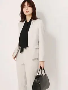 ザスーツカンパニー　ベージュジャケット　Vカラー　ウォッシャブル　ストレッチ