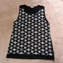 花柄レース風ノースリーブチュニック