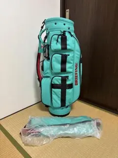 Item thumbnail for item 5250eb12-857c-41e7-afcf-778652fa53fc