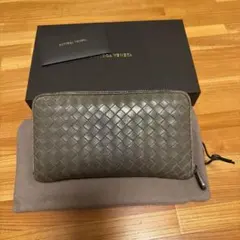BOTTEGA VENETA グレー レザー 長財布