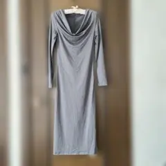 【新品タグ付】グレー ロングワンピース 長袖　S ドレープネック