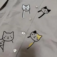 猫刺繍 猫シャツ ひょっこりねこ タグ付未使用 シャツブラウス 猫好き