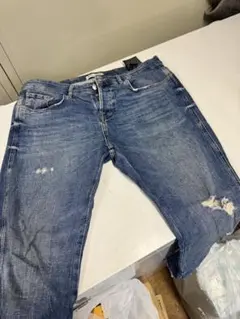 ZARA MAN ダメージブルーデニムパンツ
