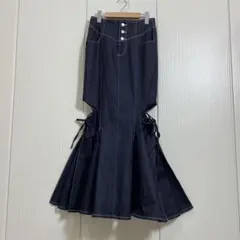 新品☆タグ付き Randy バックカットアウトスタッズデニム Mサイズ