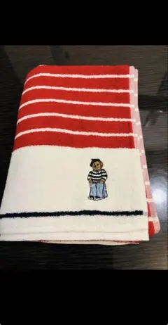 ③②新品フェイスタオル 一枚　赤と白のストライプ　ポロベア