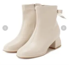 バッグリボンショートブーツ　新品　ベージュ