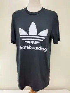 adidas スケートボード Tシャツ 黒 半袖 Mサイズ