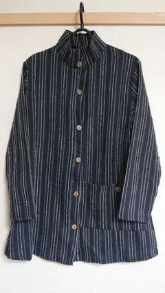 ブラウス シャツ スタンドカラー 黒白ストライプ ポケット付