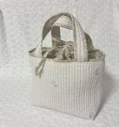 リバティ×ヌビキルト　フラワー刺繍　リバティ巾着　　ハンドメイド③