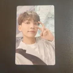 Item thumbnail for item f3bed0cf-3332-4f41-bc9d-38ab5cefe7a4