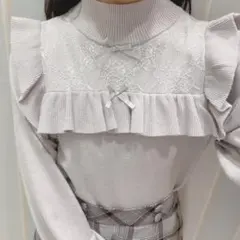 evelyn レースリボンフリルニット グレーのサムネイル