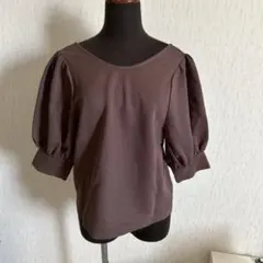 美品！earth music & ecology☆トップス　バルーン袖　フリー