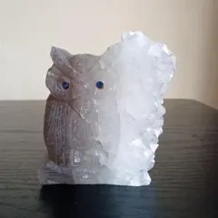 フクロウ　水晶クラスター　彫物　手彫り　天然石 フクロウ 水晶クラスター 彫物 手彫り 天然石 - メルカリ