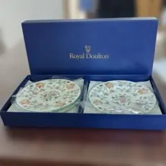 Royal Doulton ケーキ皿✖５枚（箱入り新品）