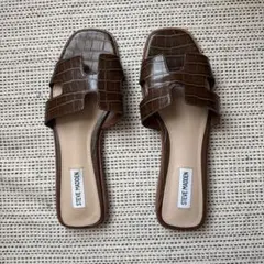 STEVE MADDEN ブラウン スライドサンダルのサムネイル
