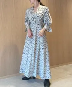 美品　スナイデル　ビッグカラークラシカルワンピース　アイボリー　サイズ0