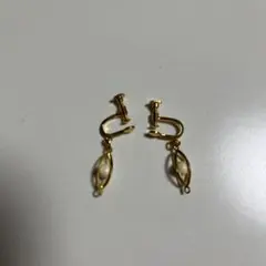 ゴールド オーバル型 フープイヤリング