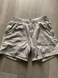 （バームランディさま専用）ルルレモン　ライトグリーン系 ショートパンツ