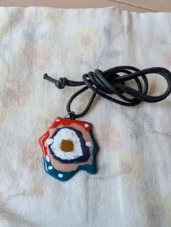 ハンドメイド ユニークなデザインのネックレス七宝焼