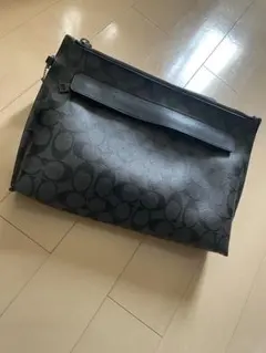 coach クラッチバッグ　黒