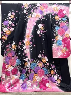 美品 正絹 振袖7点フルセット 豪華古典花文様 黒地 紫ぼかし 成人式 