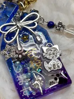 Item thumbnail for item 41f9c10c-b6d8-49ca-94aa-6d48d257e736